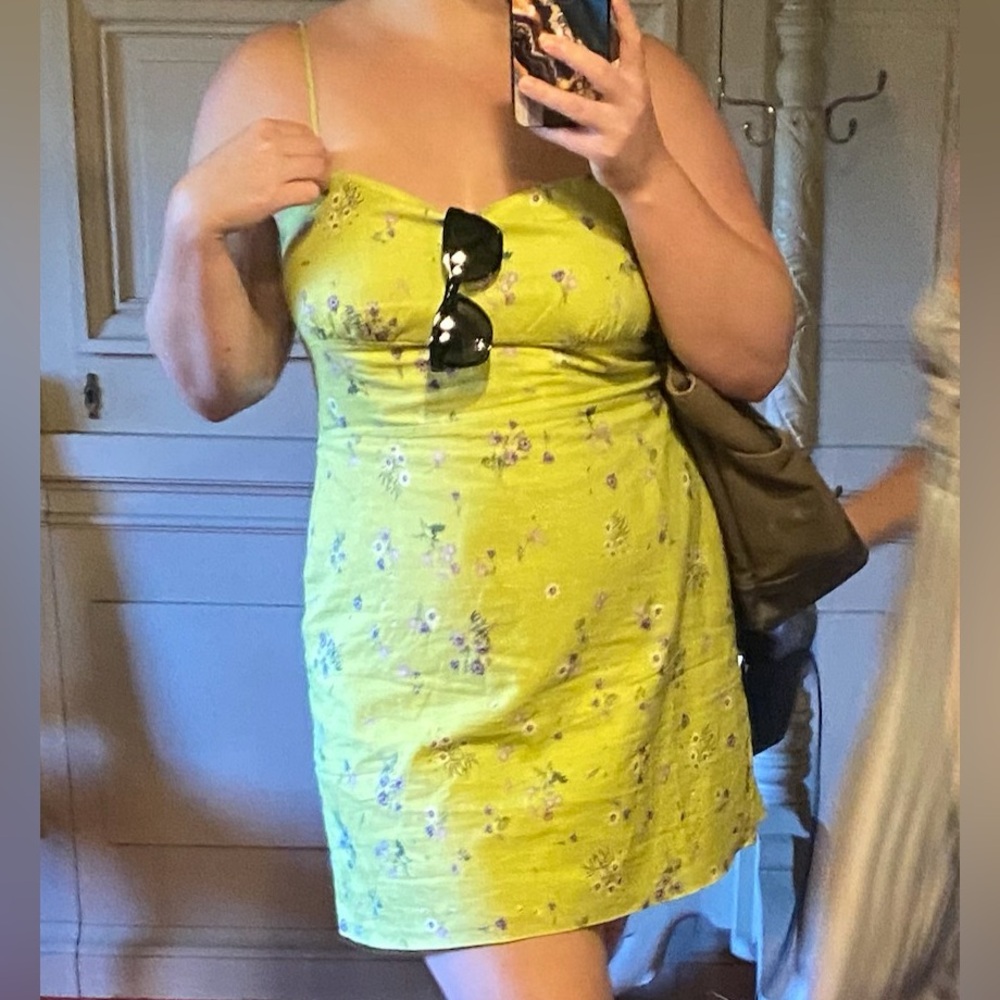 Aritzia Sunday Best Quaint Dress in Pear Green Floral Size XL - Picture 6 of 8